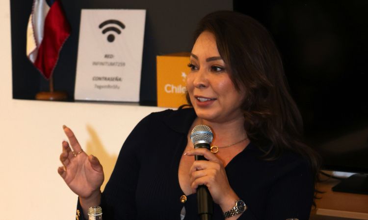 Estrella García Account Director Enterprise en Salesforce, MTI Growth Room México 2026